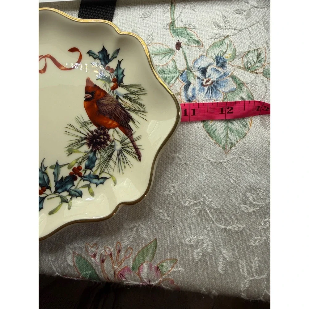 Lenox Winter Greetings Tray Cardinal‎ Bird Bone China Gold Trim VTG NWT USA